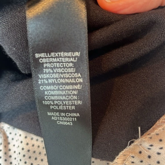 Adrianna Papell Layered Sweater in Black with Chifffon blush Blouse w/ dots Sz M - Picture 6 of 7